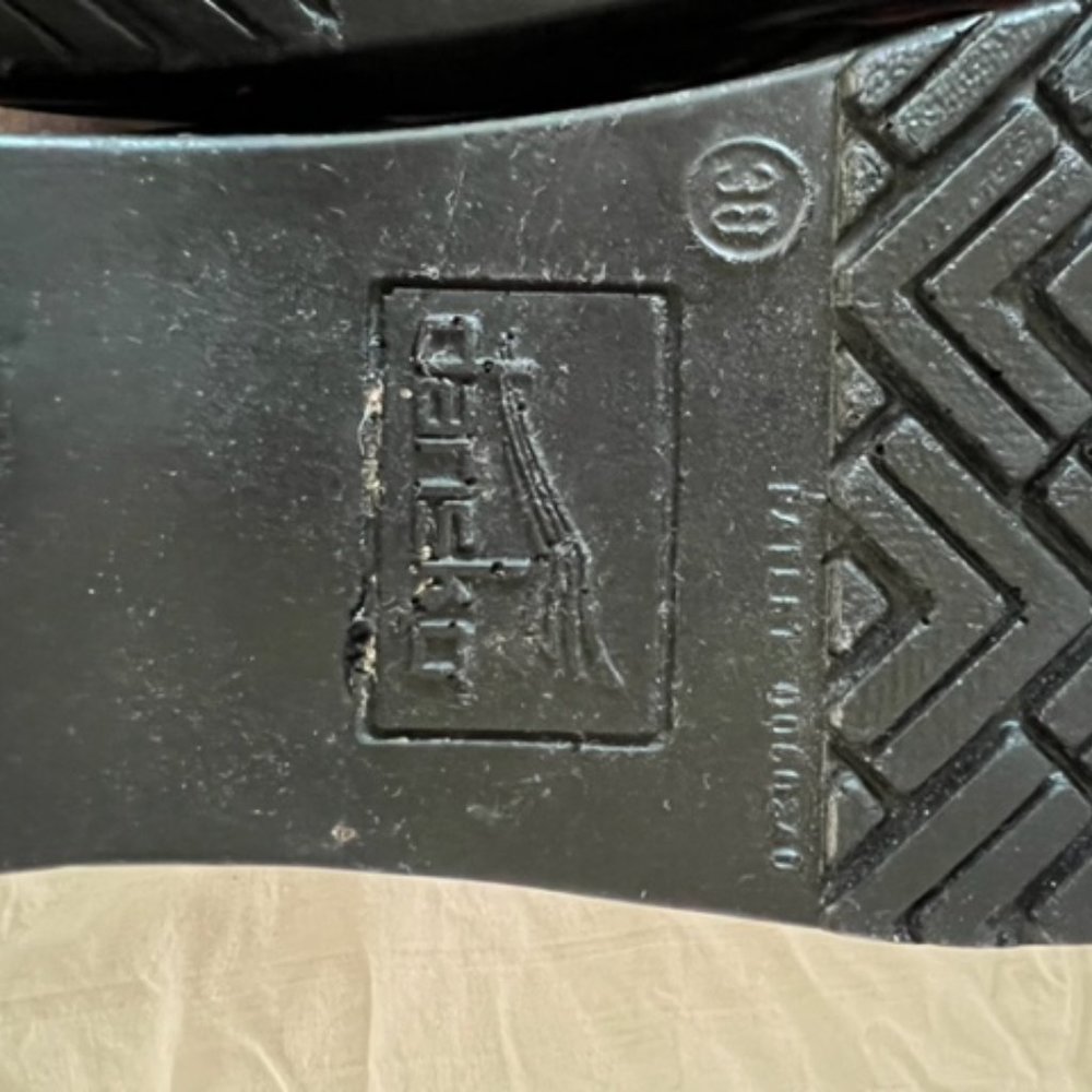 Dansko Clogs - Picture 5 of 6